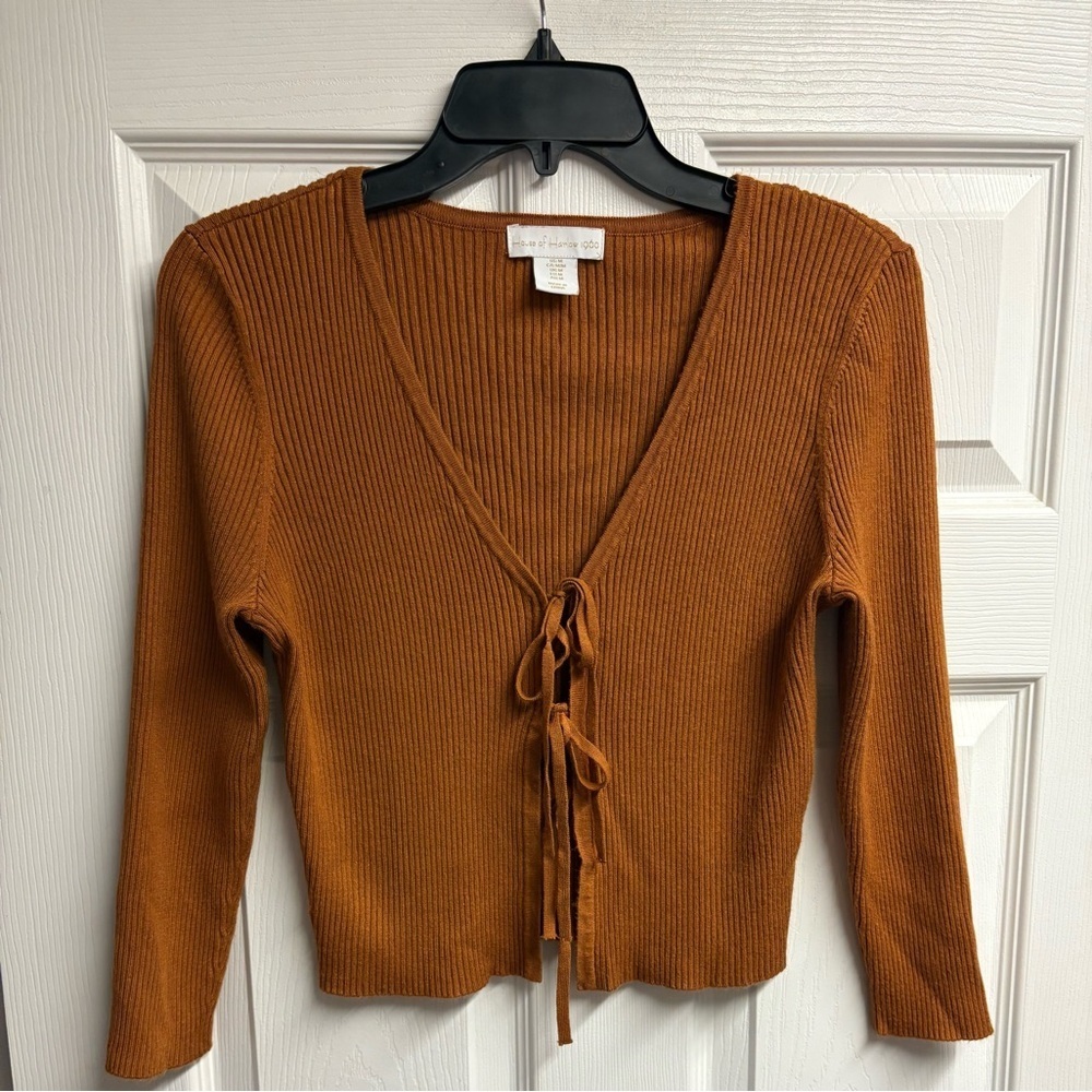 NWOT House of Harlow Ribbed Cropped Sweater Size Medium